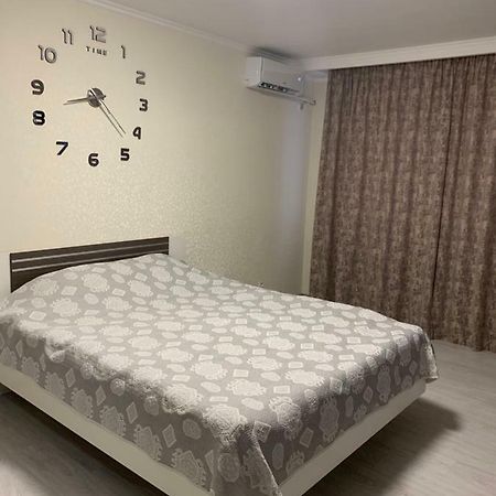 Apartments On Priportovaya,35 Tcherkassy Extérieur photo